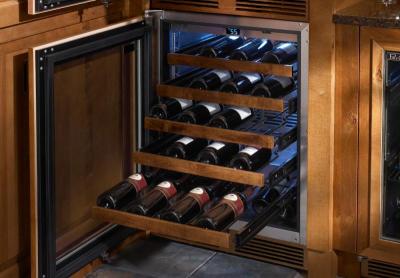 24" Perlick Indoor Signature Series Right-Hinge Wine Reserve in Panel Ready - HP24WS42RL