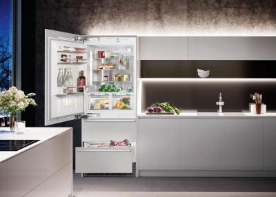 30" Liebherr 14.1 Cu. Ft. Combined Refrigerator Freezer with BioFresh and NoFrost - HCB1591G