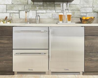 24" True Residential 5.75 Cu. Ft. Stainless Steel Left-Hinge Single Tap UnderCounter Beverage Dispenser - TUR-24BD-L-SS-C