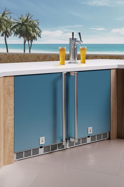 24" Hestan 5.2 Cu. Ft. GRS Series Left Hinge Outdoor Undercounter Refrigerator - GRSL24-WH