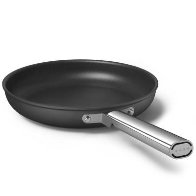 SMEG 50's Style Frypan With 28 Inch Diameter In Black - CKFF2801BLM