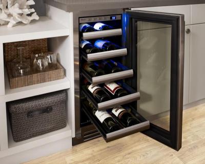 24" True Residential 5.5 Cu. Ft. Overlay Glass Left-Hinge Undercounter Wine Cabinet - TWC-24-L-OG-C