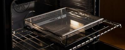 48" Bertazzoni Induction Range with 6 Heating Zones and Cast Iron Griddle - PRO486IGFEPCAT