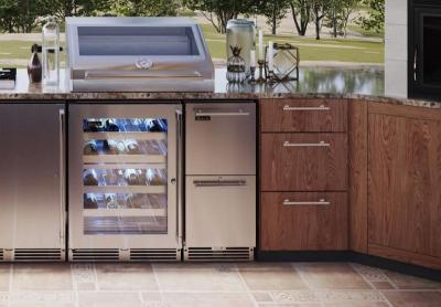 15" Perlick Signature Series Outdoor Refrigerated Drawers with 2.8 Cu. Ft. Capacity - HP15RO45DL