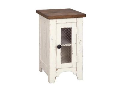 Signature Design by Ashley Wystfield Chairside End Table - T459-7