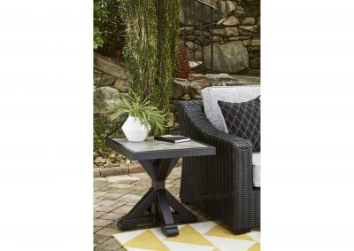 Signature Design by Ashley Square End Table/Beachcroft - P792-702