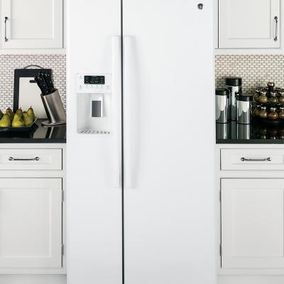 33" GE 23.2 Cu. Ft. Side-By-Side Refrigerator In White - GSS23GGKWW