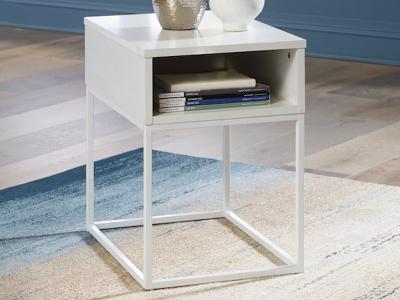 Signature by Ashley Rectangular End Table/Deznee T162-3