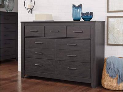 Signature by Ashley Seven Drawer Dresser/Brinxton B249-31