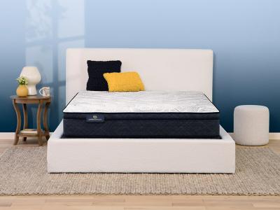 Serta Plush Pillow Top Mattress in Full Size - Prism (F)